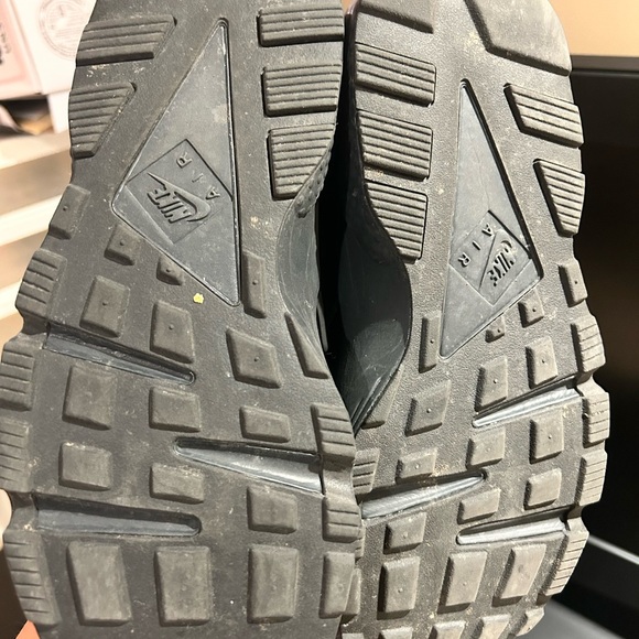 Nike Men’s Hurache Shoes - Size 10.5 (Black/Blue) - Picture 4 of 5